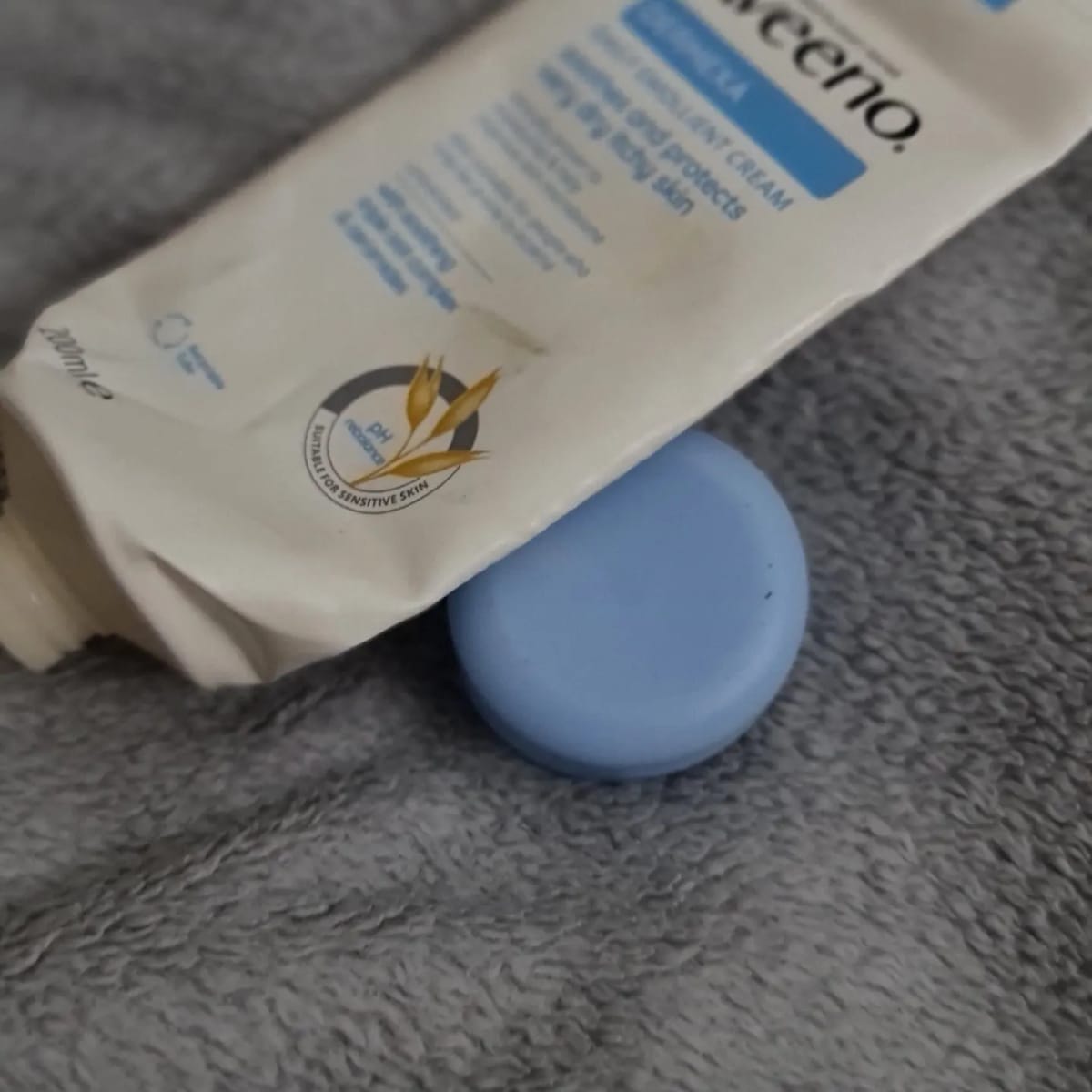 Dermexa Daily Emollient Cream - before review image