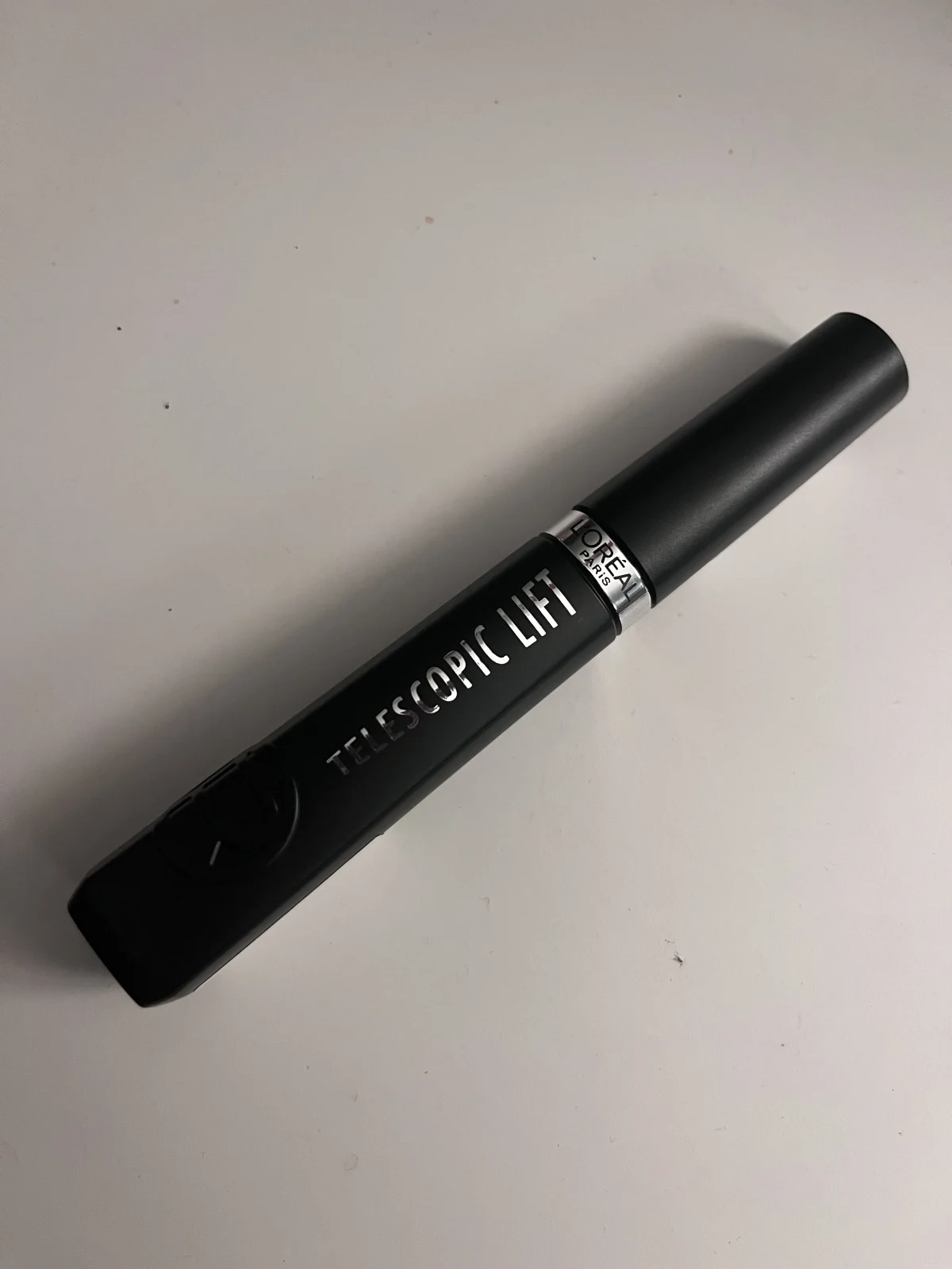 L'Oréal Paris – Telescopic Lift Mascara – Lift Extra Black - Mascara voor lange, gelifte wimpers en volume – 9,9ML - review image