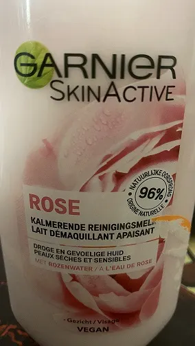 Garnier SkinActive  - Botanische Reinigingsmelk met Rozenwater - review image