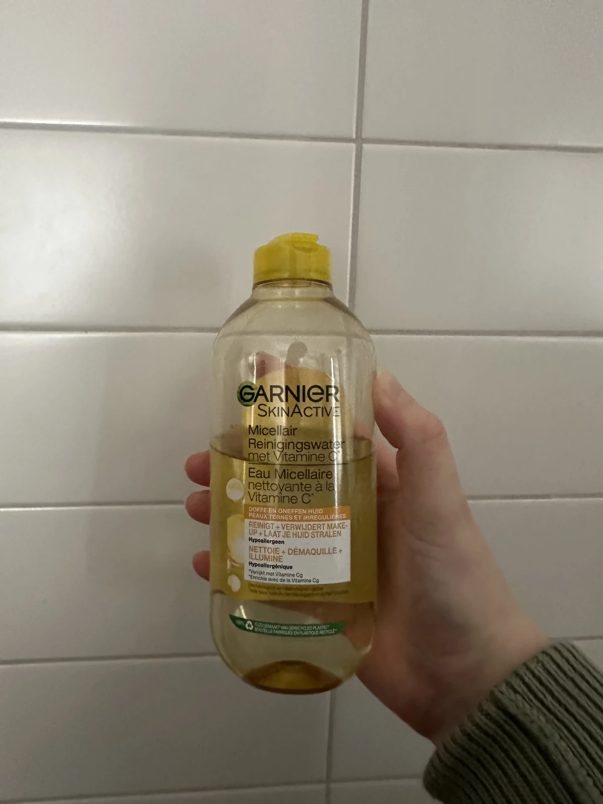 Garnier SkinActive Micellair Water Vitamine C* - Reinigingswater voor het Gezicht - 400ml - review image