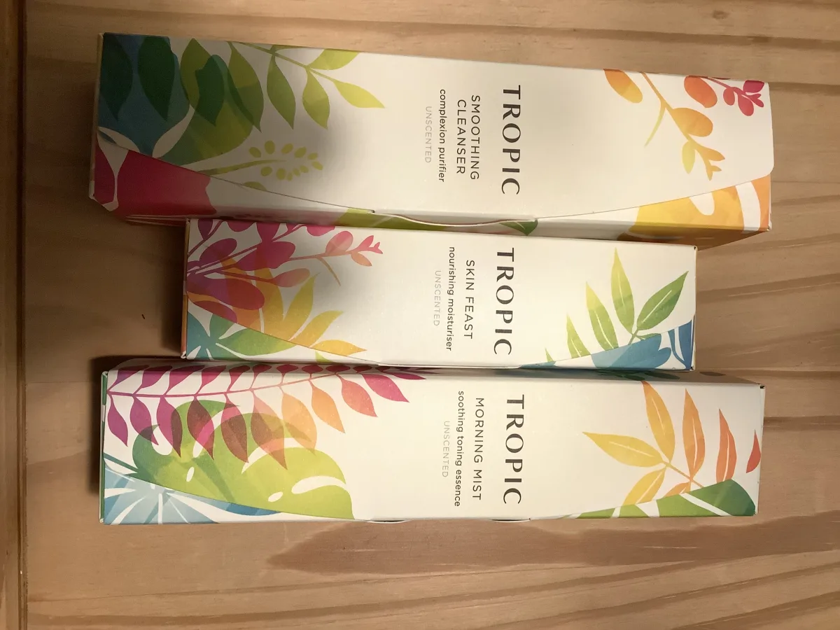 SKIN FEAST nourishing moisturiser - review image