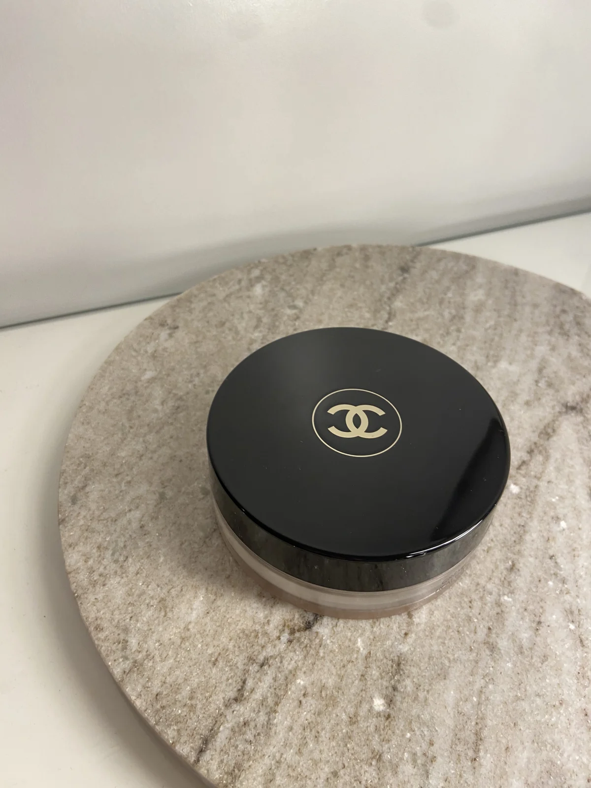 Chanel Soleil Tan De Chanel CHANEL - Soleil Tan De Chanel Universele Verfraaier Voor De Teint Voor Een Gebruind Effect - review image