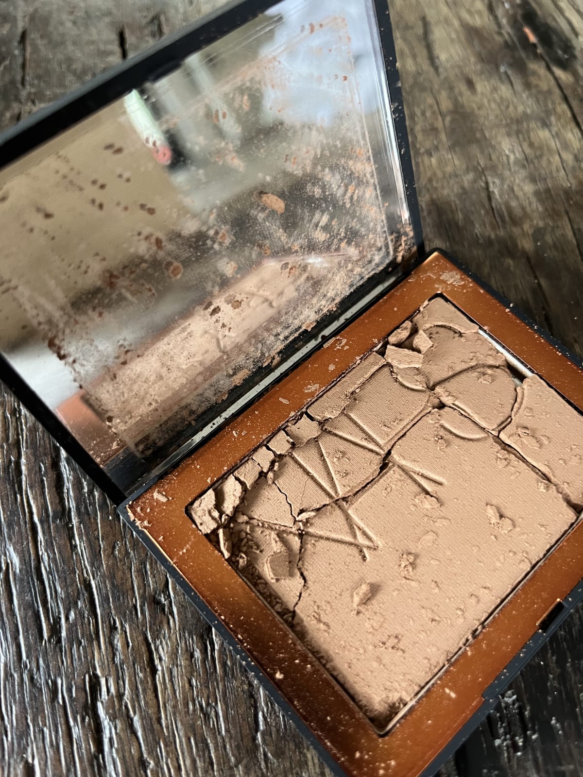 Bronzing powder - before review image