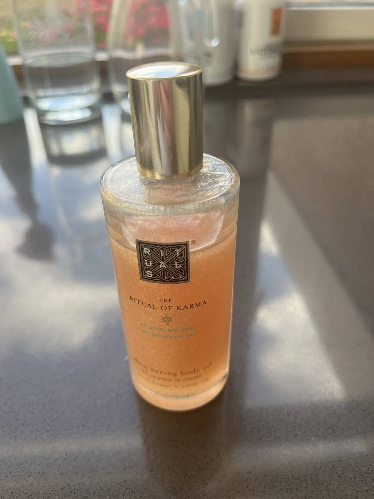 Ritual Of Karma Shimmering Body Oil - review image