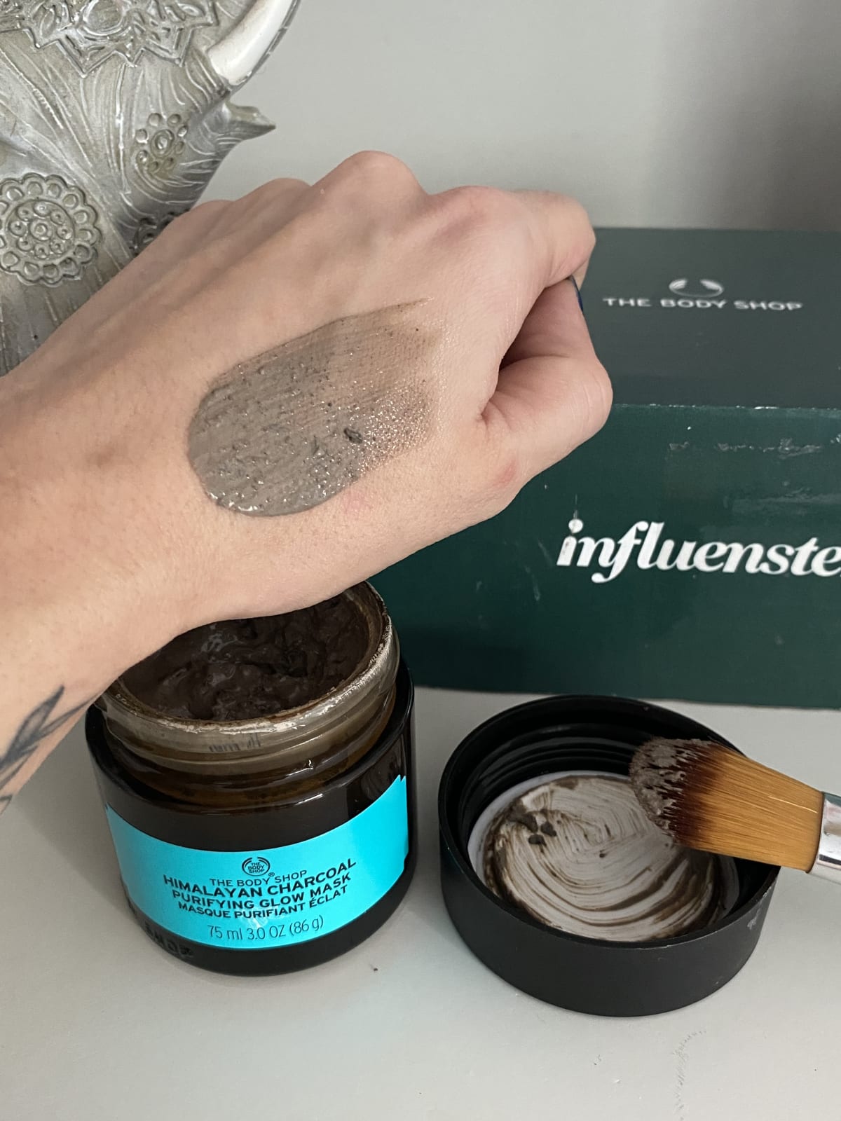 Himalayan Charcoal Purifying Glow Mask - review image