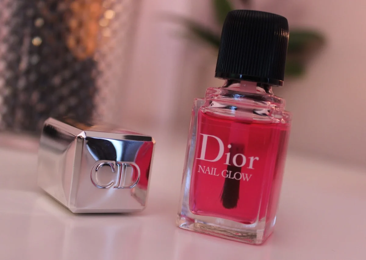 Dior Onmiddellijk French Manicure Effect Verhelderende Verzorging Dior - Nail Glow Onmiddellijk French Manicure-effect, Verhelderende Verzorging - review image