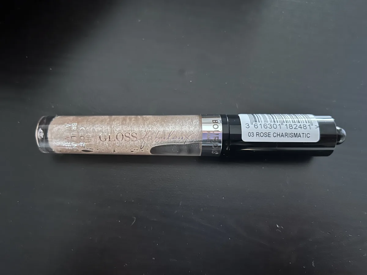 Bourjois Gloss Fabuleux Lipgloss - review image