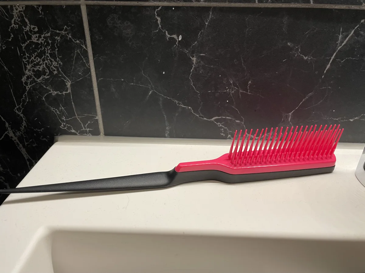 The Ultimate Teaser Brush - review image