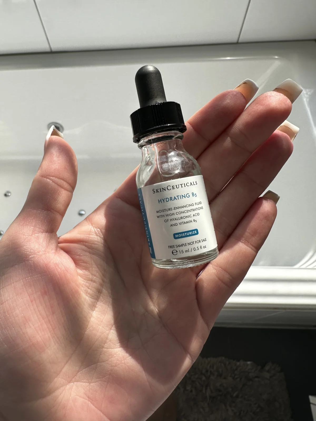 SkinCeuticals Hydrating B5 Fluid - before review image