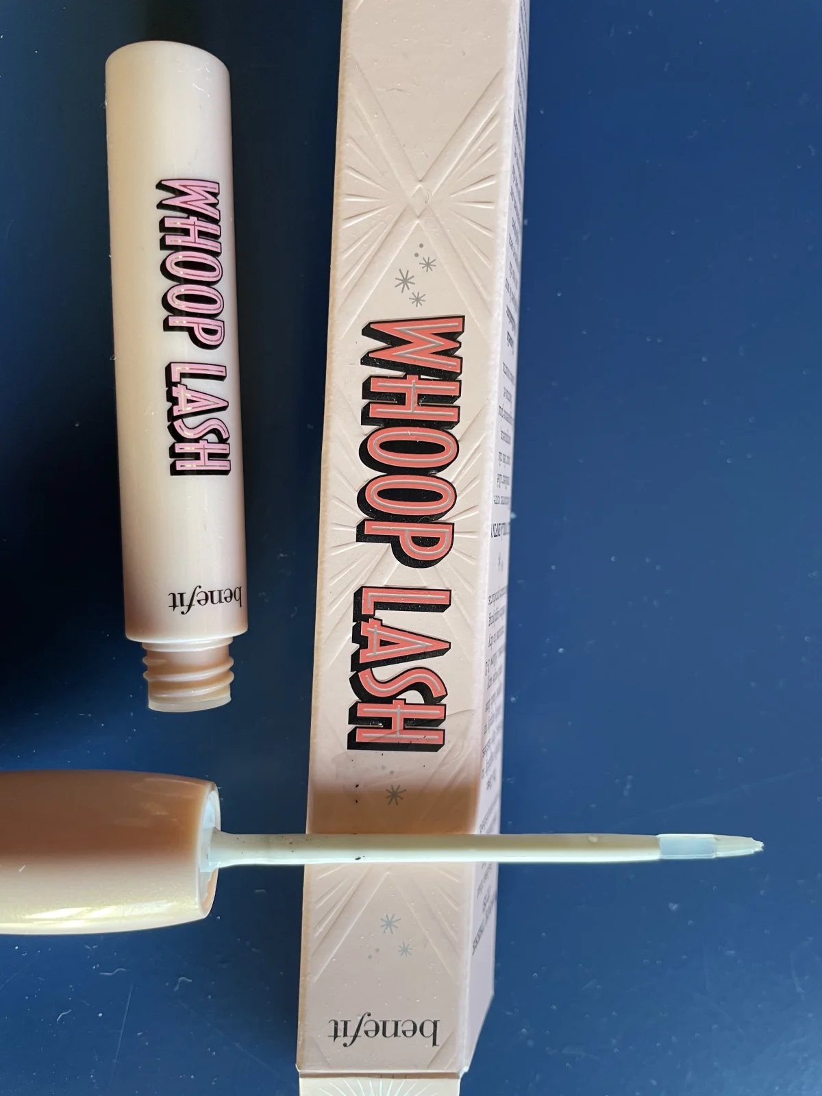 Benefit Whoop Lash - review image