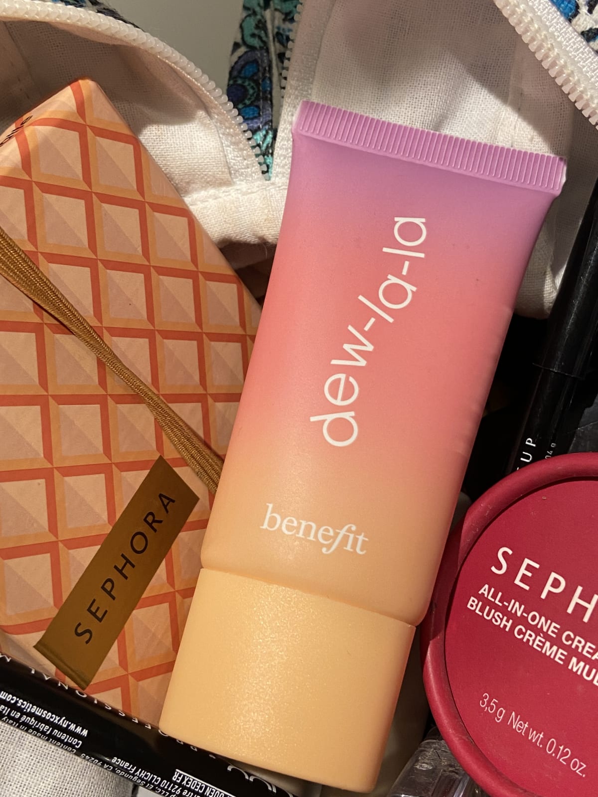 Benefit Dew-la-la - review image