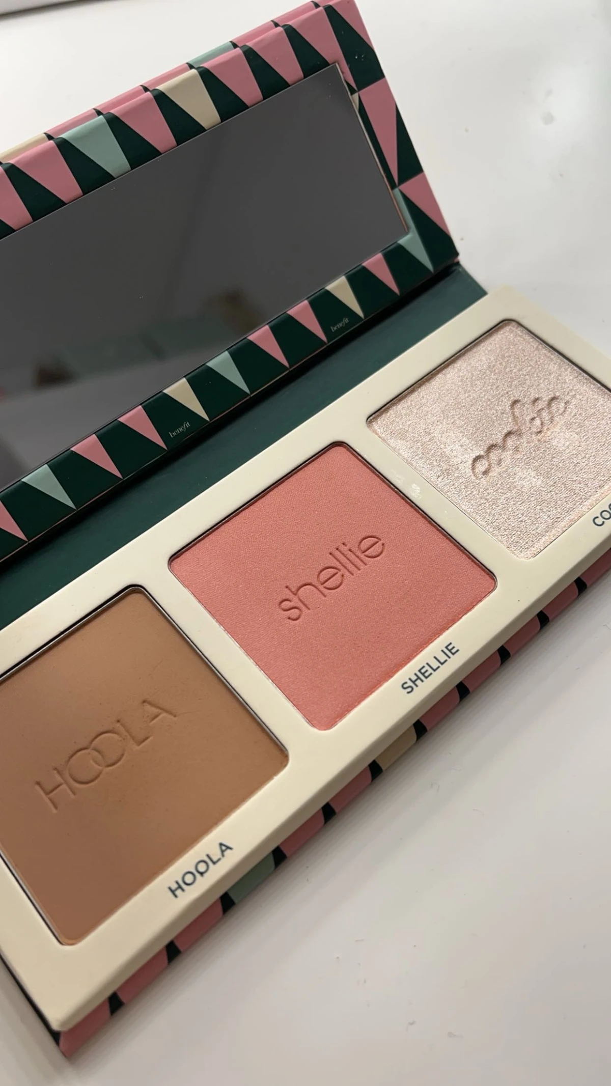 Benefit Holiday Collection CheeryCheeks kerstcadeau - review image