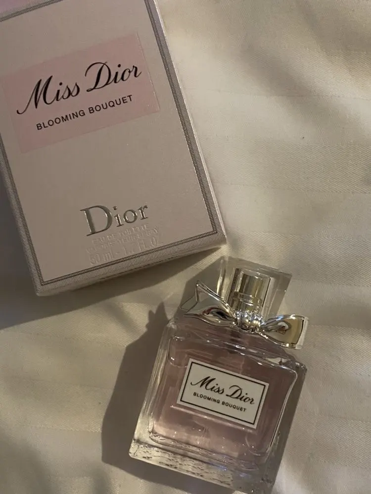 DIOR Miss Dior Blooming Bouquet Eau de Parfum 50ml - review image