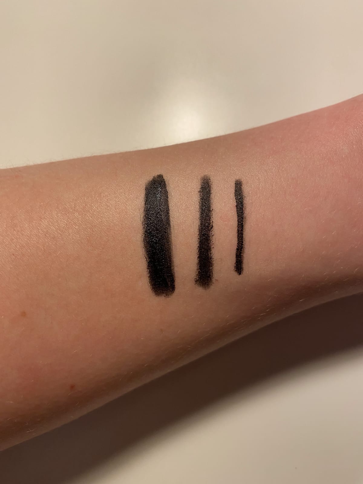 Kylie Kyliner Gel Pencil - review image