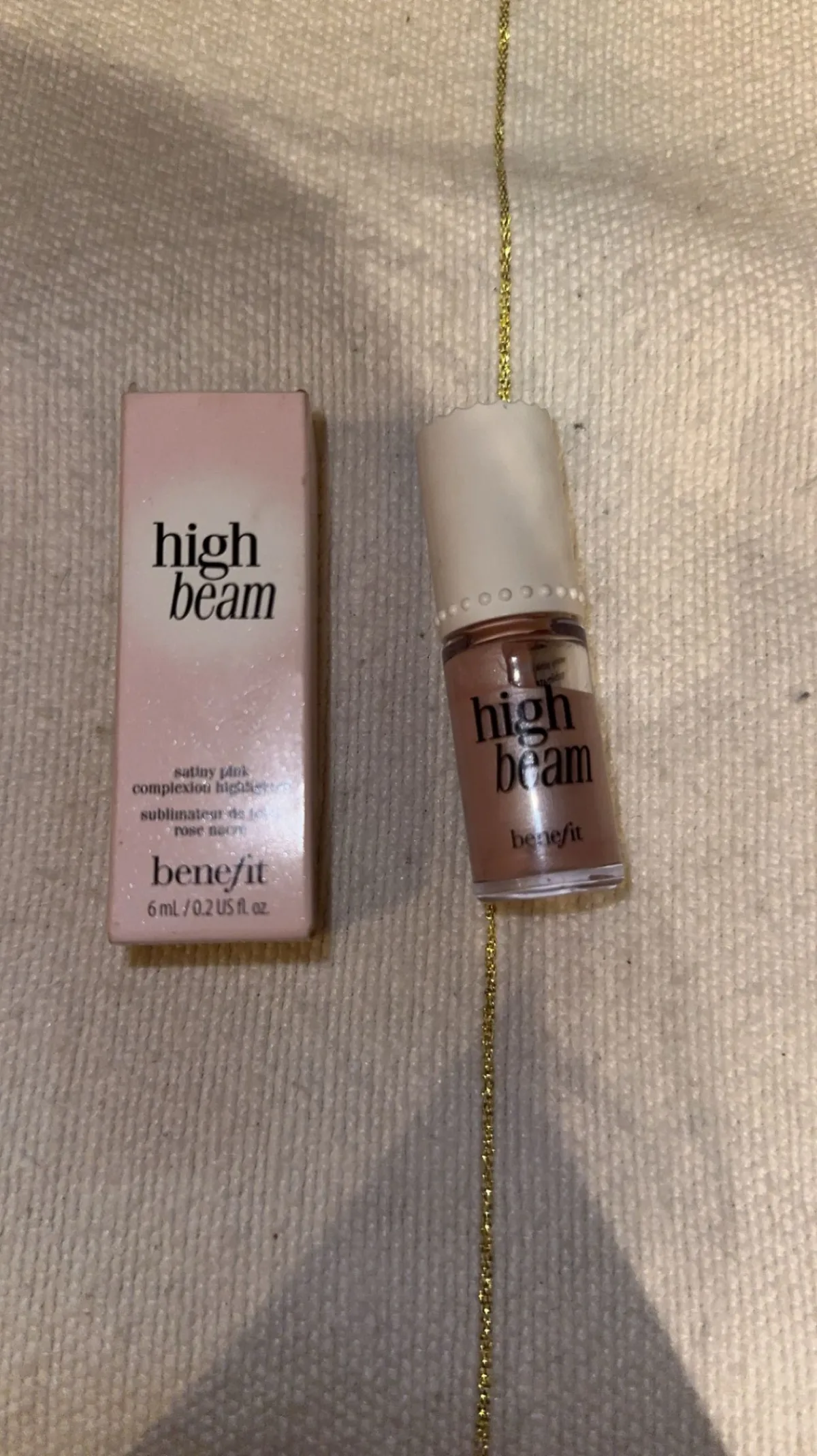 Benefit High Beam Satiny Pink Highlighter - review image