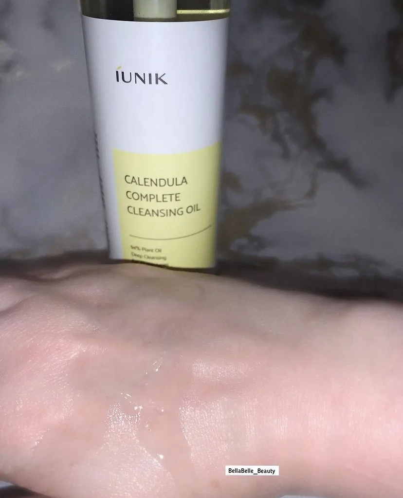 Calendula Complete Cleansing Oil - review image