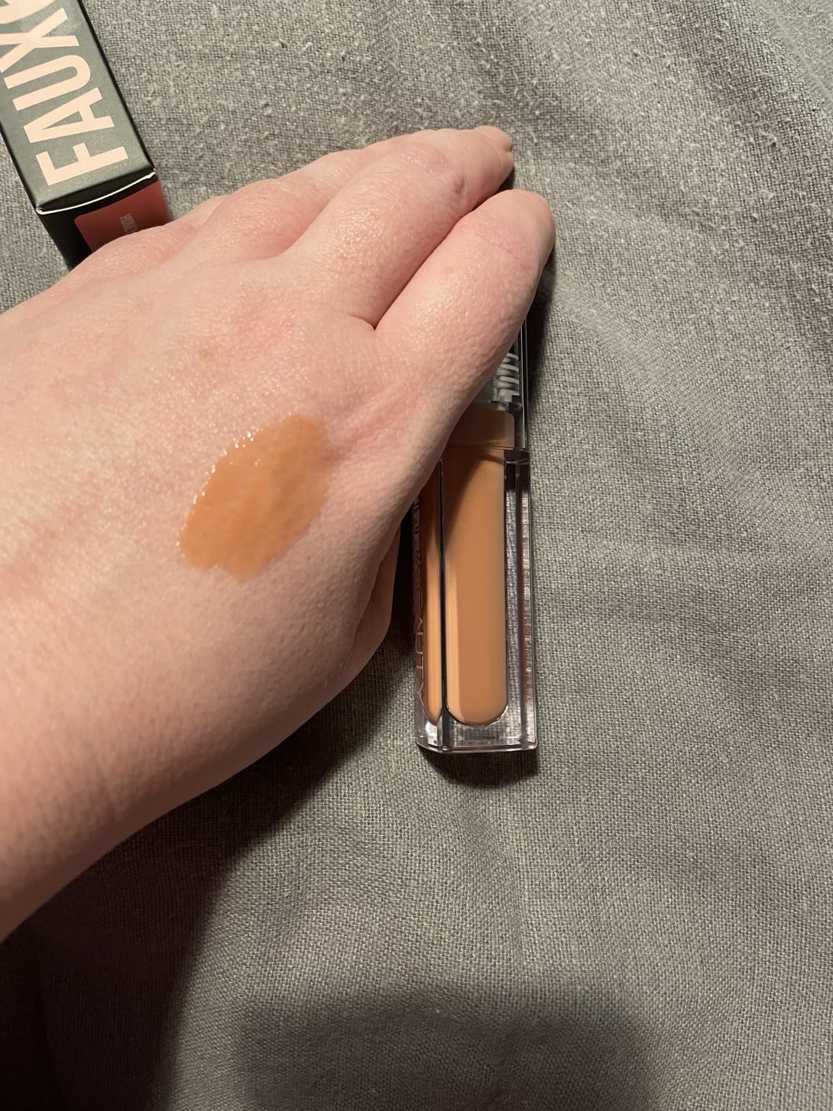 Faux Filler lipgloss - review image