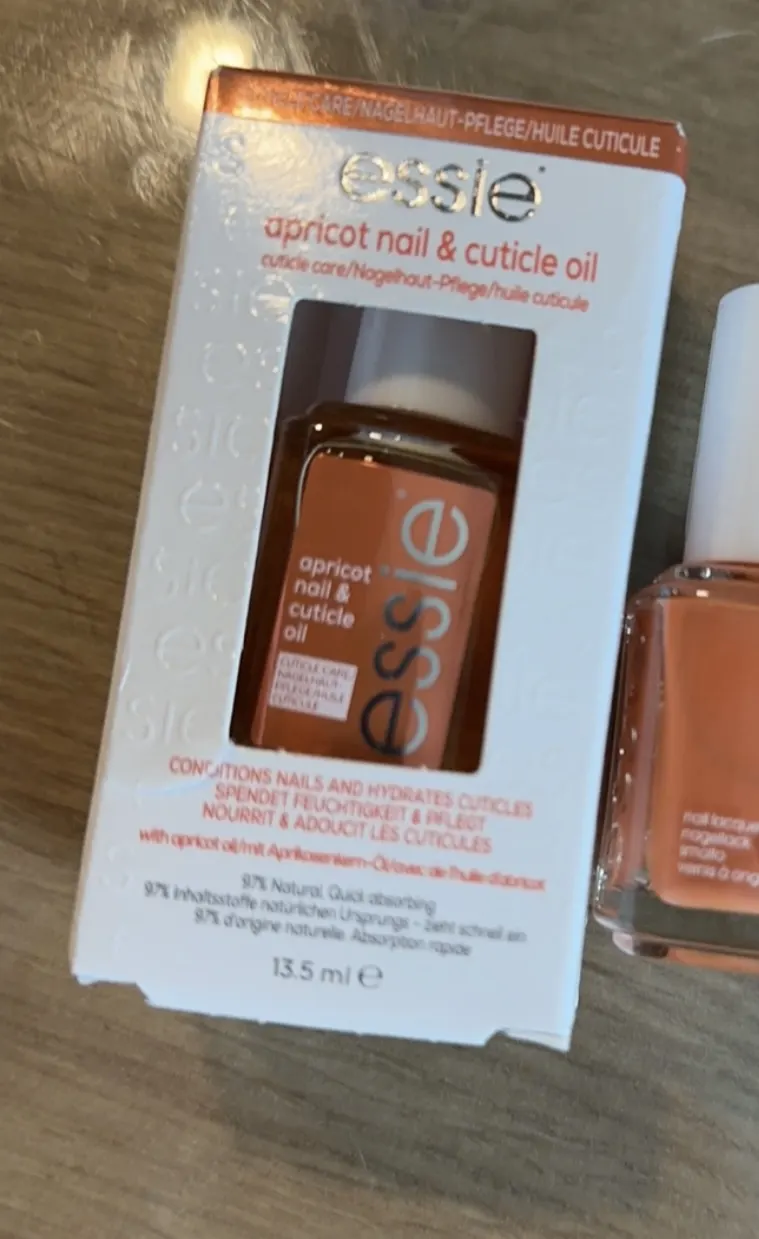 Nagellak APRICOT NAIL&CUTICLE OIL Essie (13,5 ml) - review image