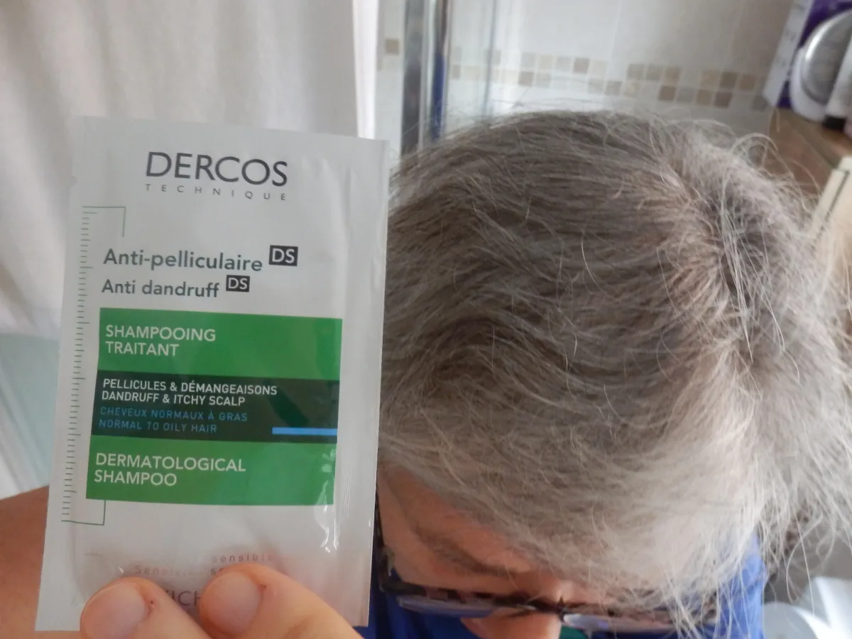 Dercos Anti-Dandruff Shampoo For Normal To Oily Hair - review image