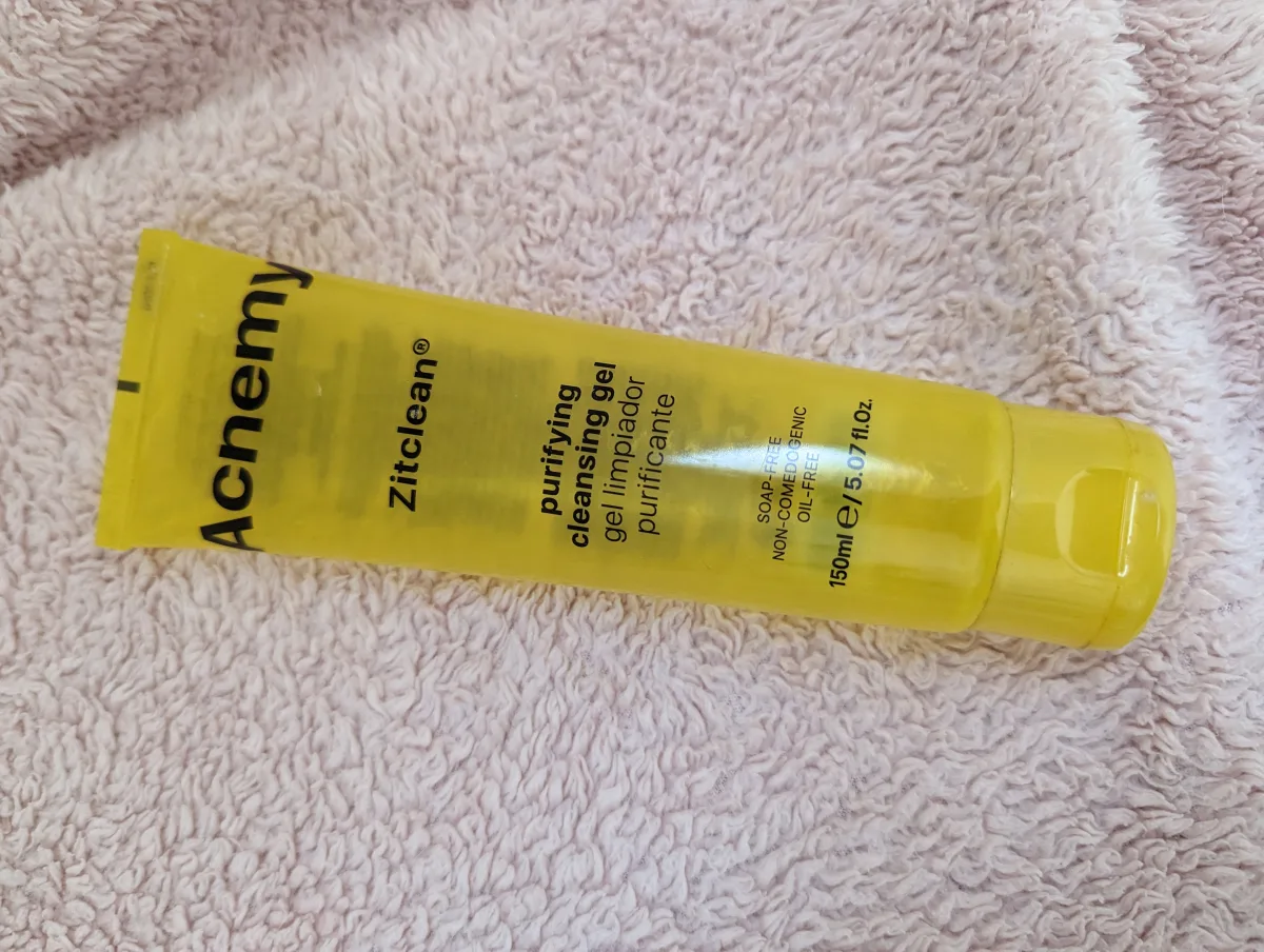 Zitclean Purifying Cleansing Gel - review image