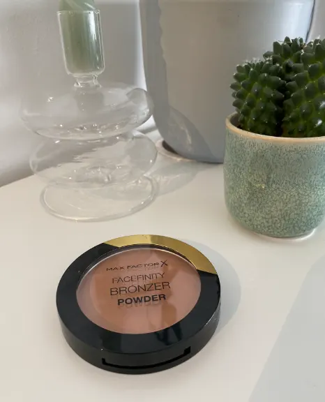 Facefinity Bronzer - review image