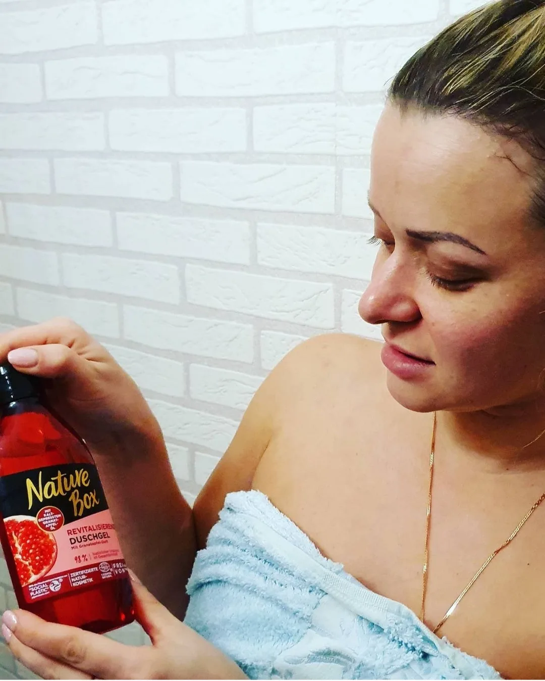 Pomegranate Shower Gel - review image
