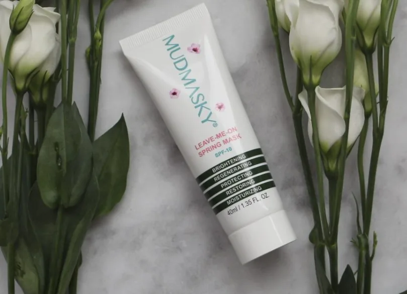 Leave Me On Spring Mask - review image