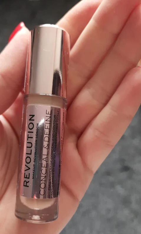 Revolution conceal & define foundation - review image