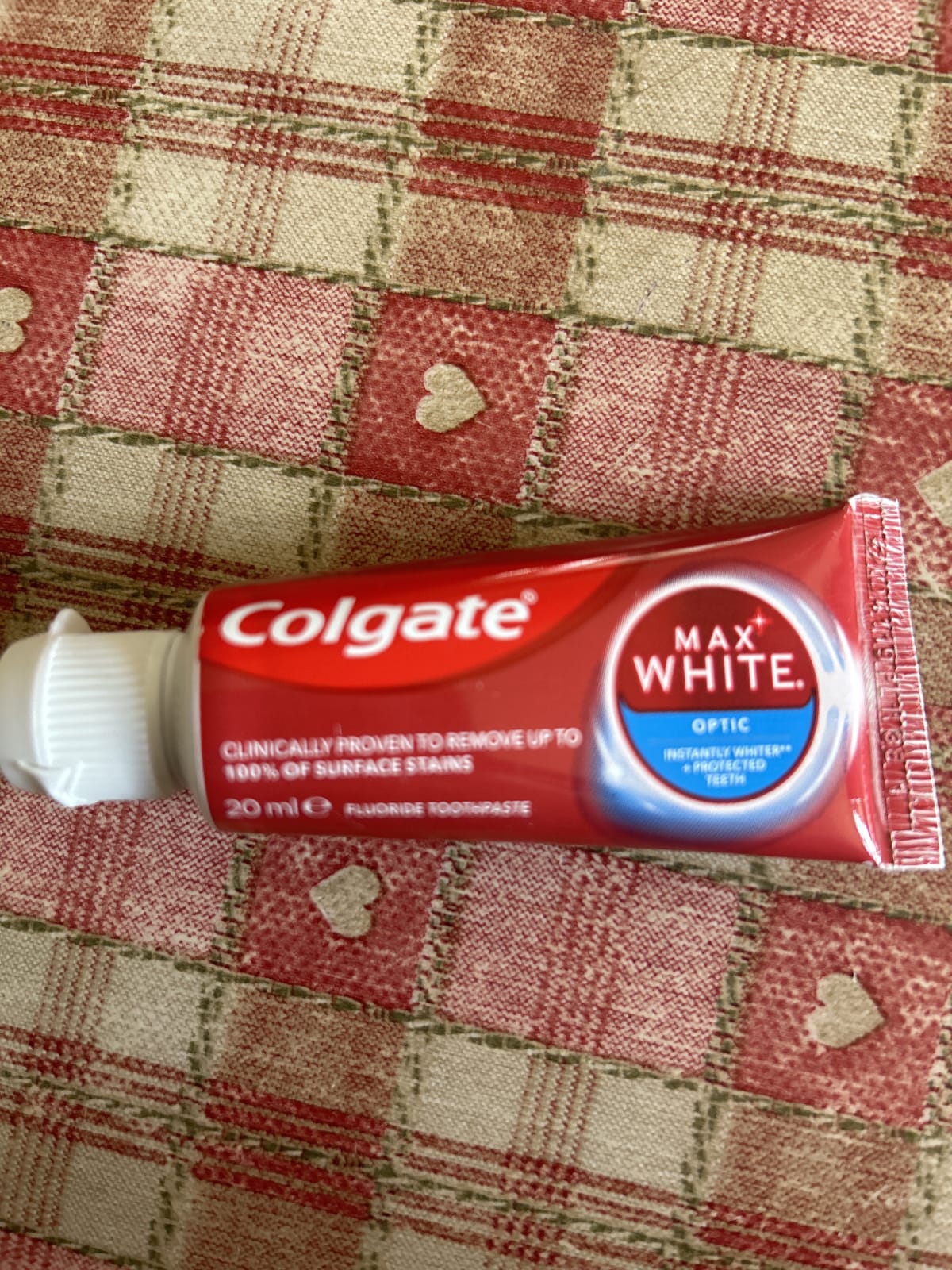 Colgate Tandpasta Max White Optic - 3 x 75 ml - review image