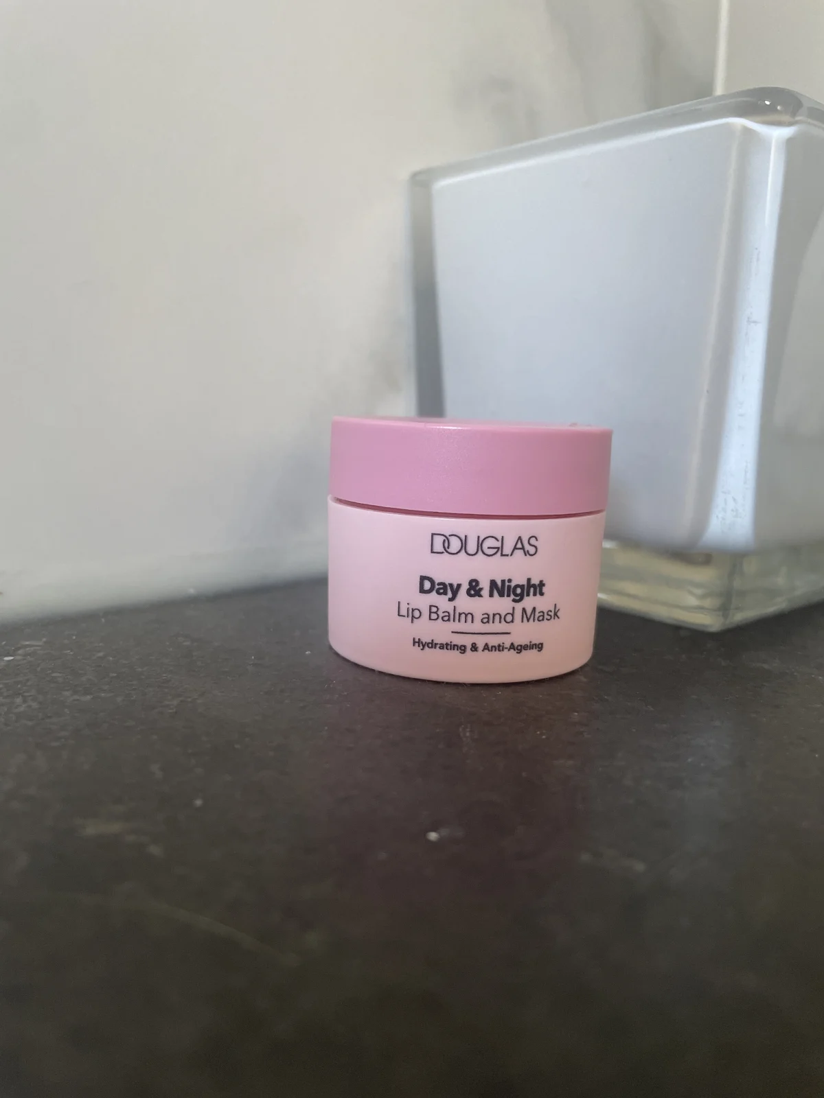 Day & Night Lip Balm and Mask - review image