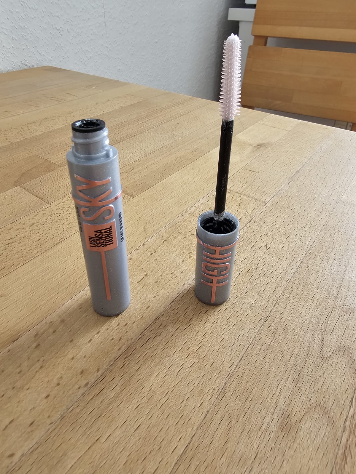 Lash Sensational Sky High Mascara - Space Diamond - Glitter Topcoat - review image