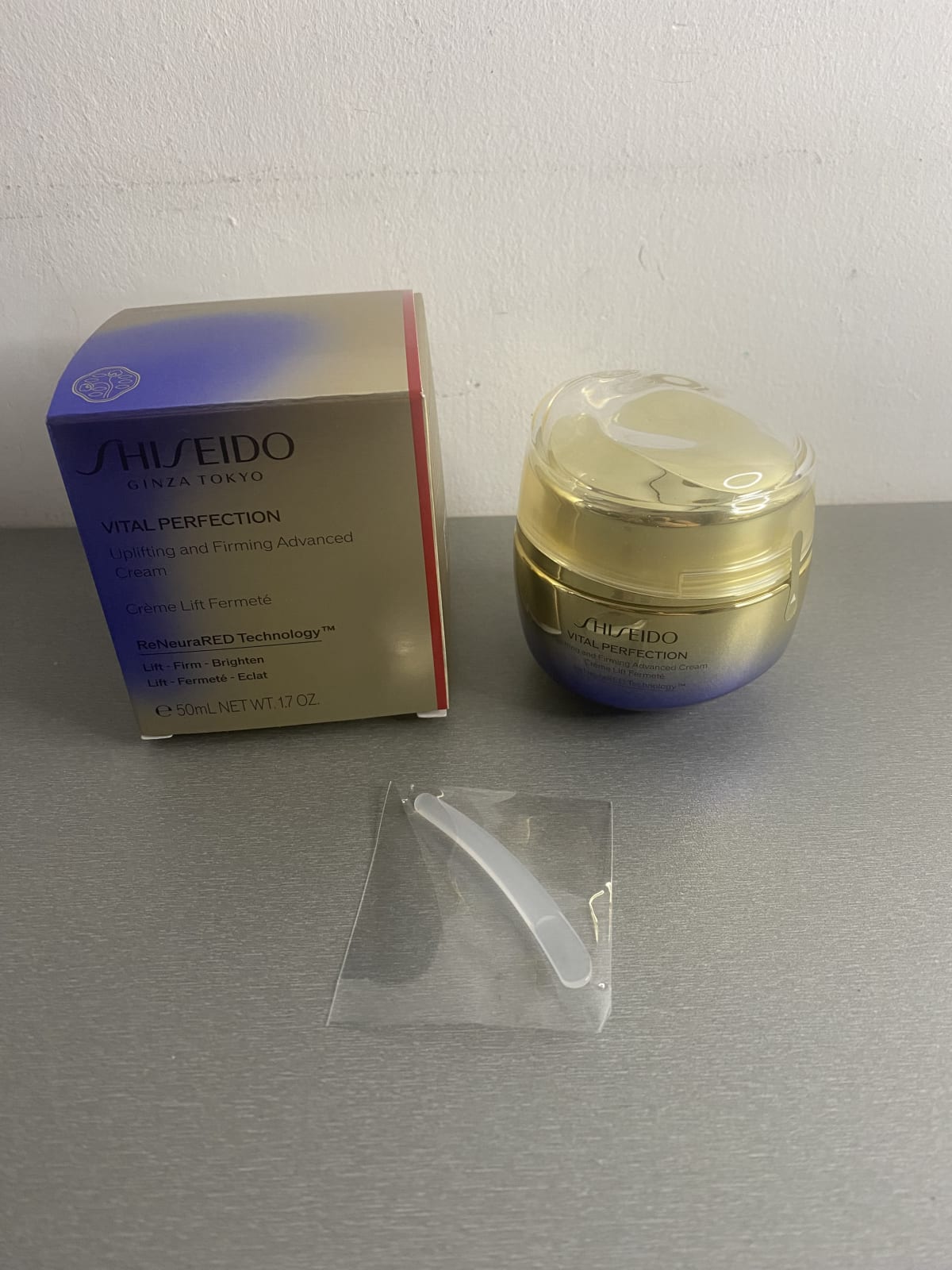 Uplifting and Firming Advanced Cream - review image