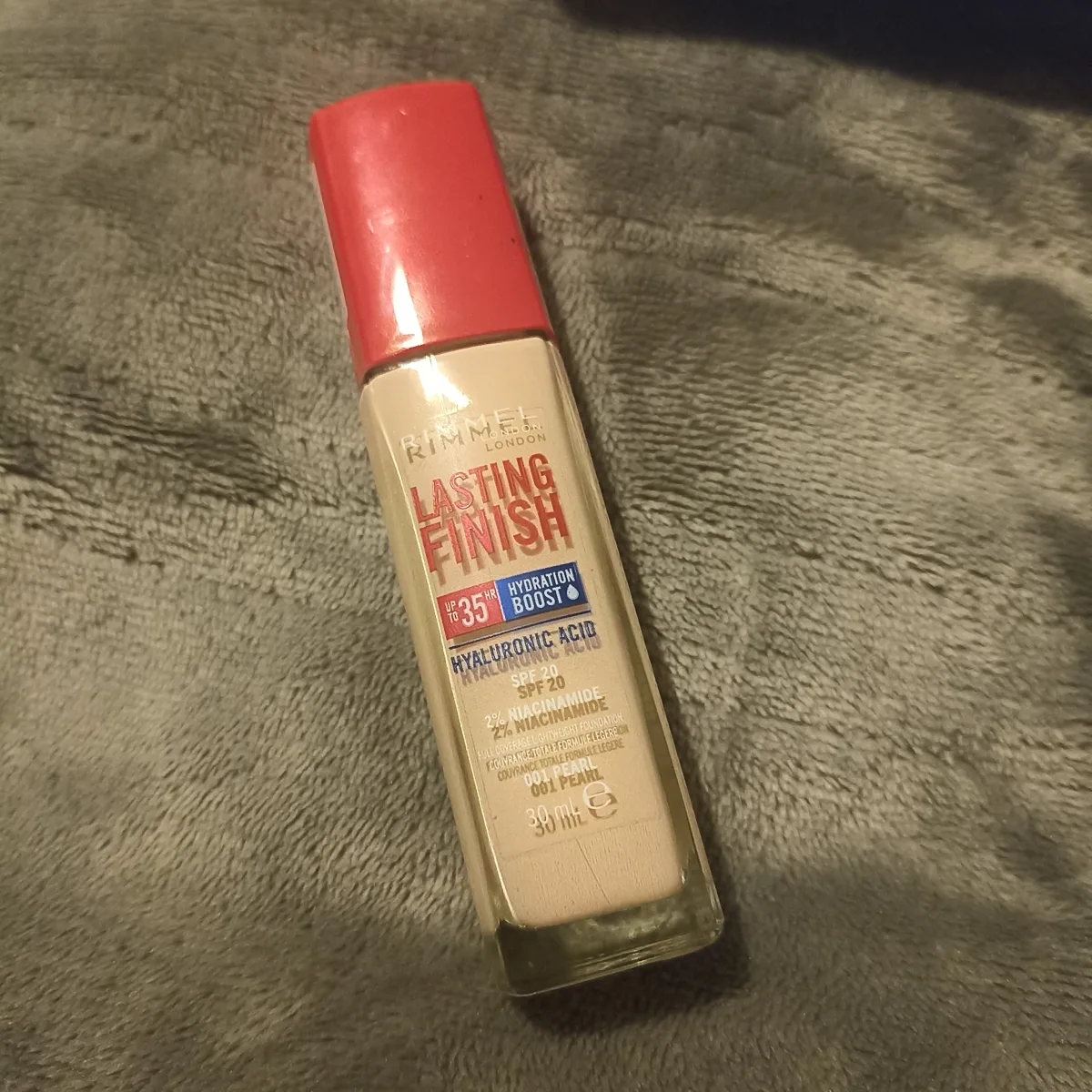 Vloeibare Foundation Rimmel London Lasting Finish Nº 070 Spf 20 - review image