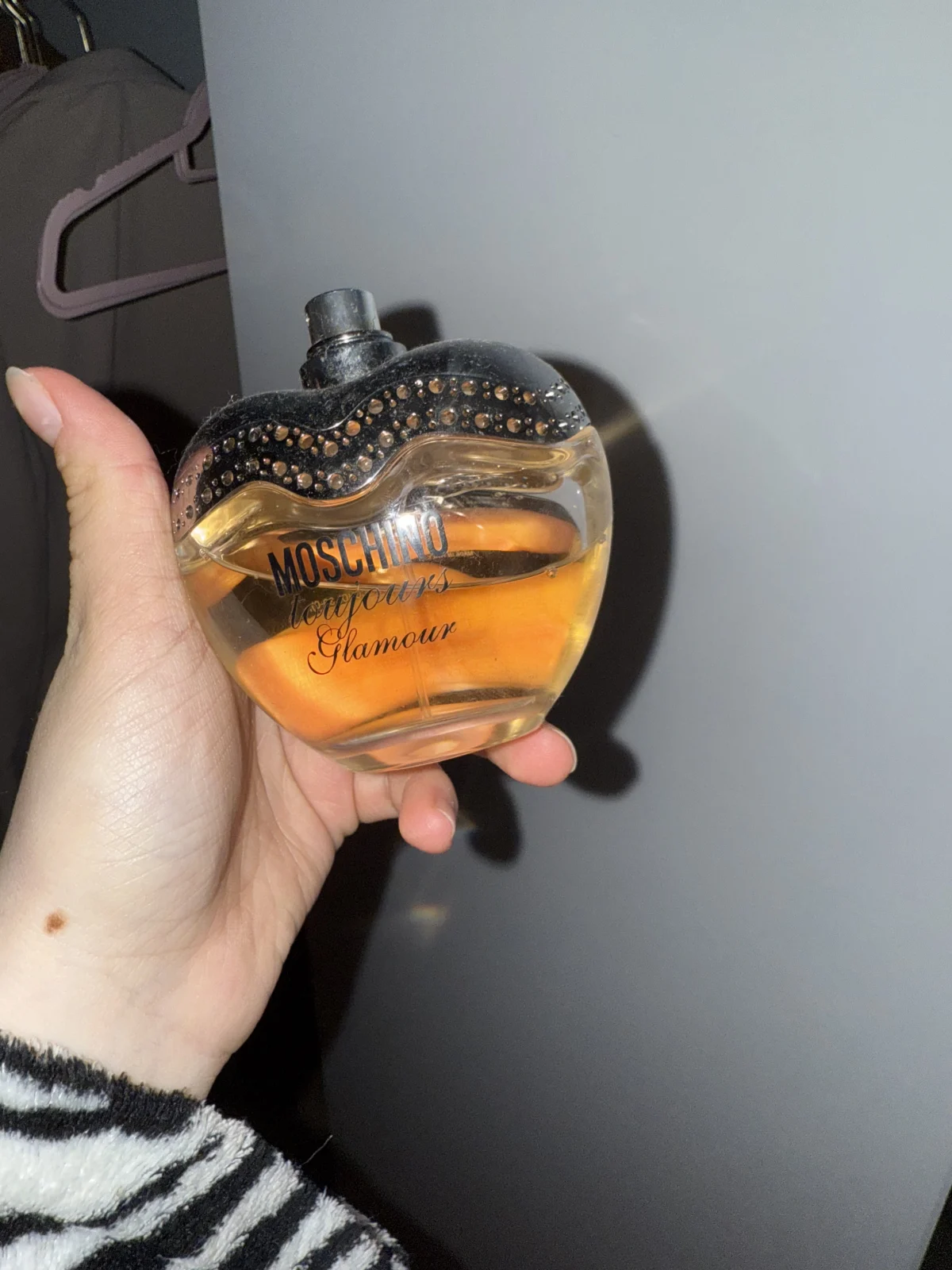 Moschino Toujours Glamour Eau de Toilette Spray 100 ml - review image