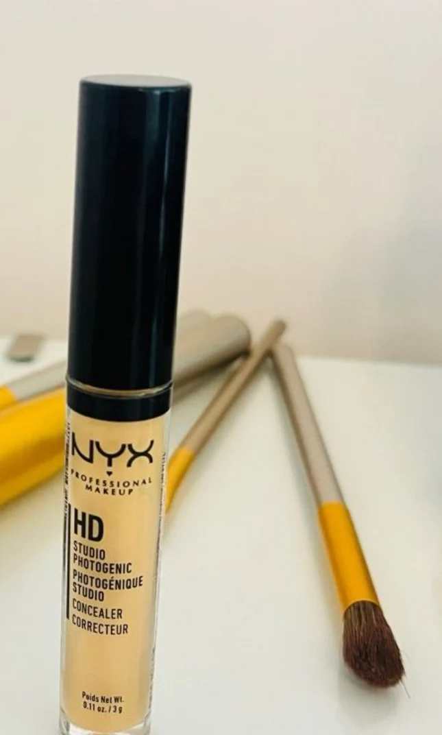 NYX Professional Makeup HD Photogenic Concealer Wand - Alabaster CW00 - Concealer - 3 gr - review image