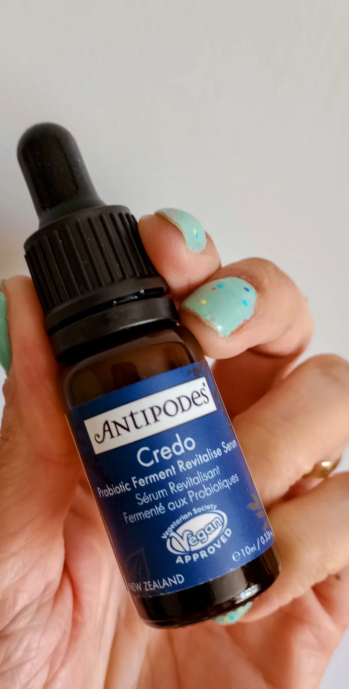 Antipodes Credo Probiotic Ferment Revitalise Serum - review image