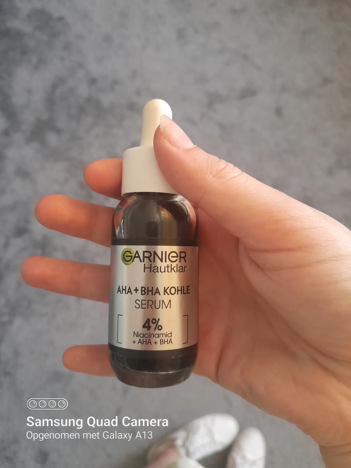 Garnier PureActive AHA + BHA Charcoal Anti-Onzuiverheden Serum - 30ml - review image