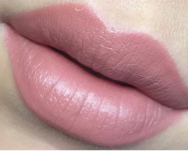 Matte Lipstick | Velvet Teddy - review image