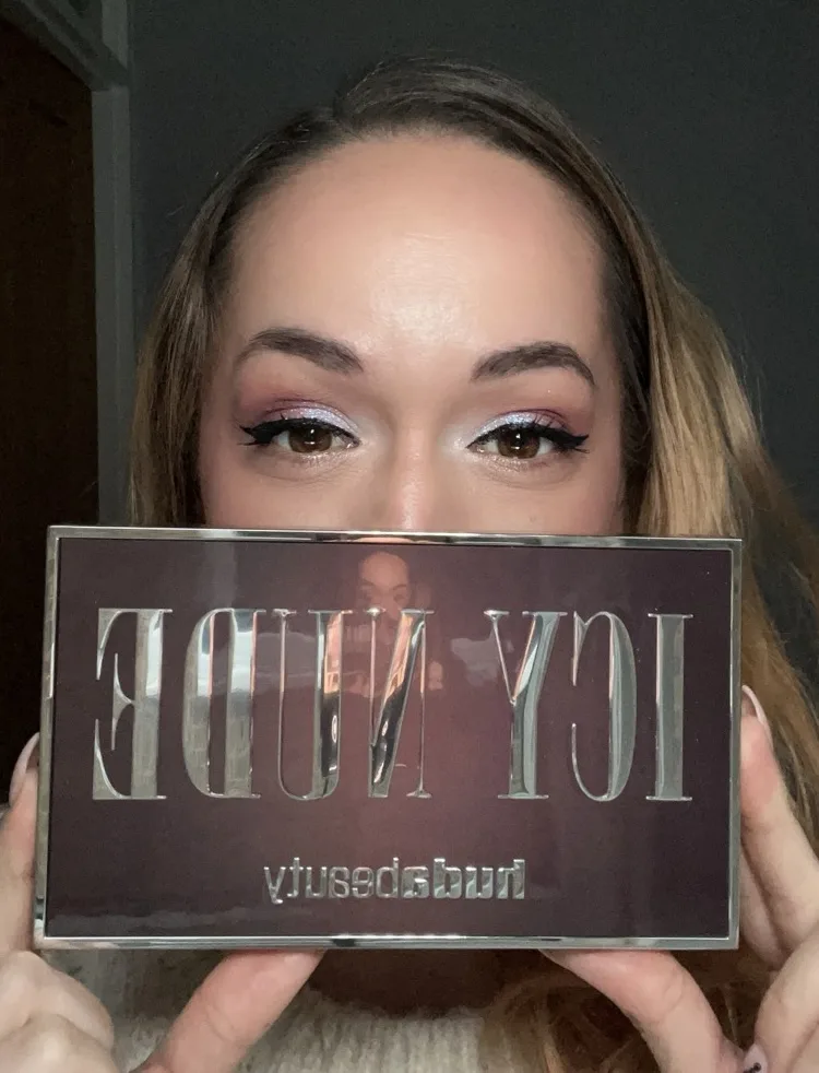 Icy Nude Eyeshadow Palette - review image