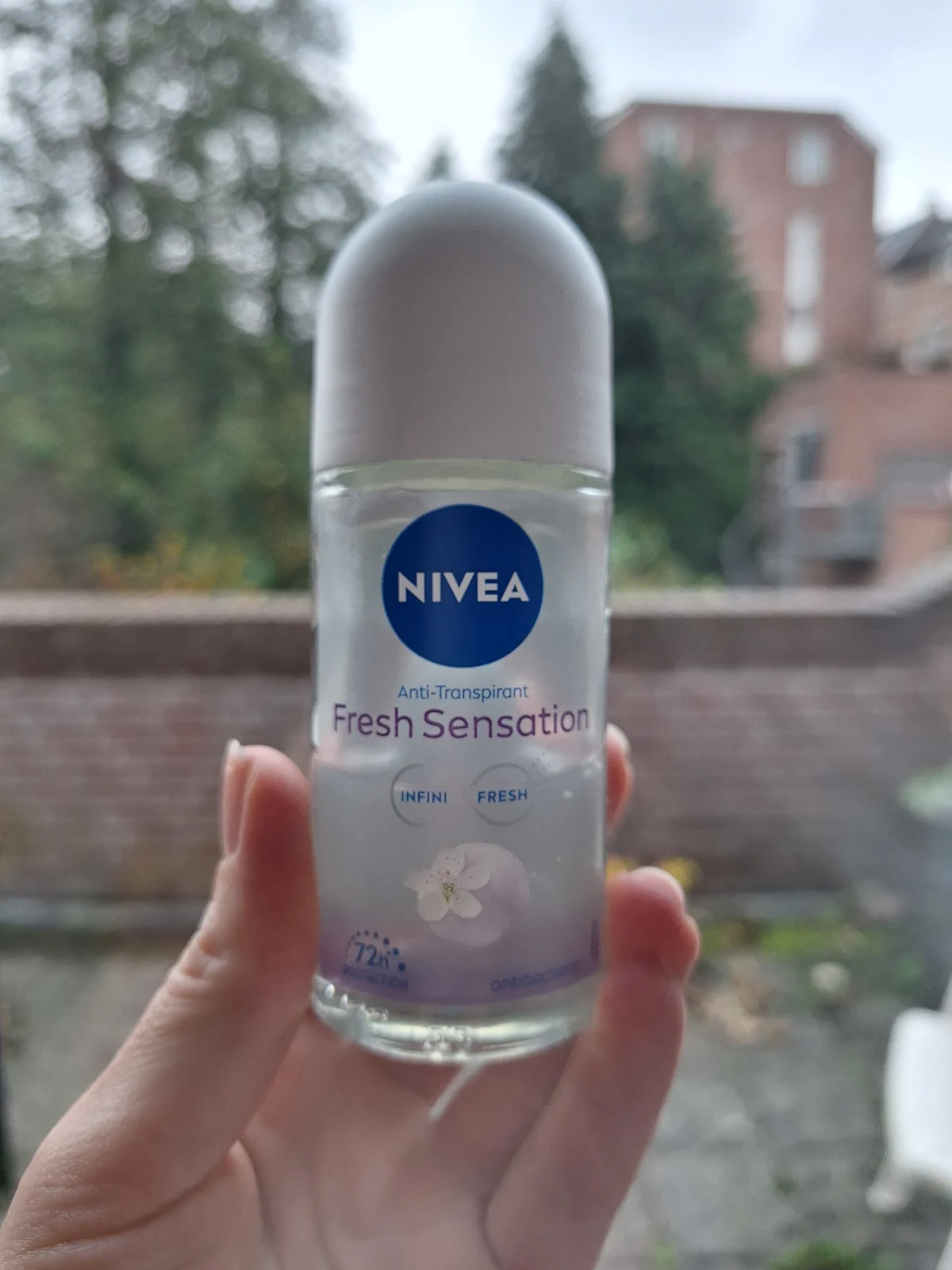 Nivea Deodorant Roller Fresh Sensation 50 ml - review image