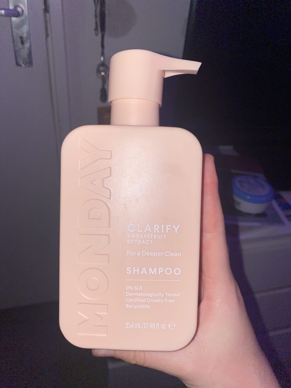 MONDAY Haircare Clarify Shampoo 354ml - review image