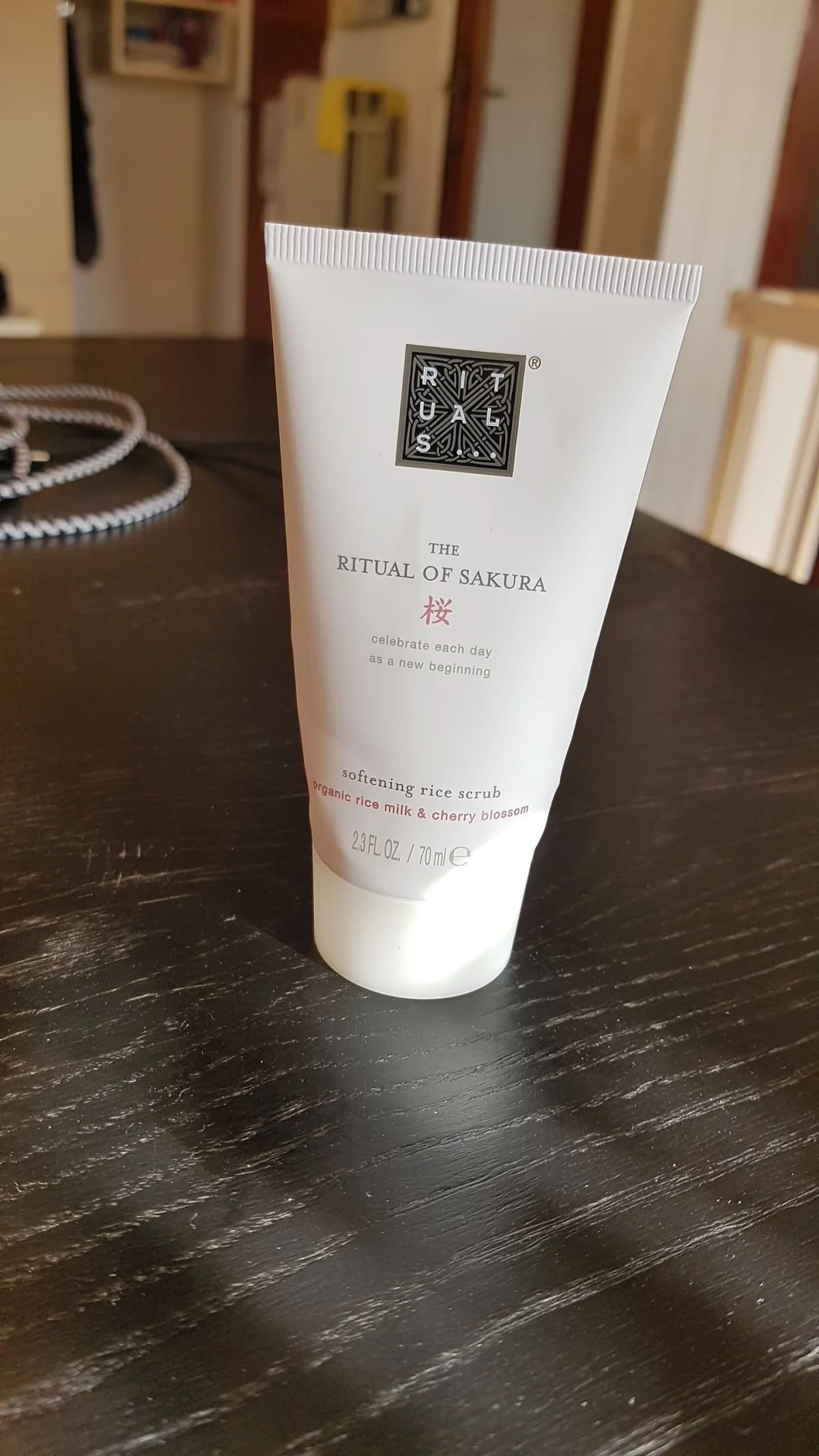 The Ritual of Sakura Body Scrub - review image