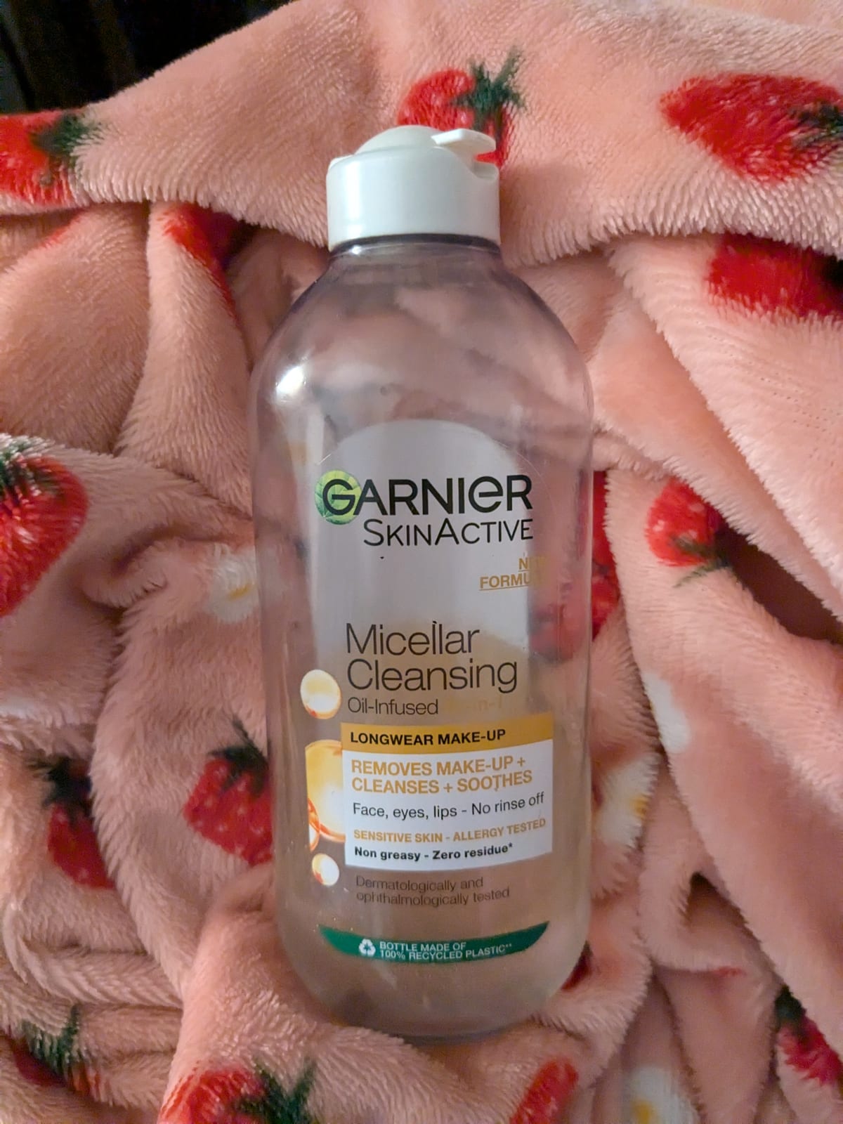 Garnier Micellar Oil Infused Cleansing Water 400ml - review image