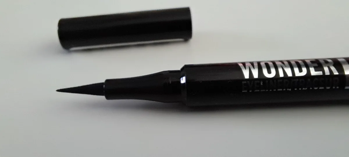 Wonder'Ink Ultimate Liner - before review image