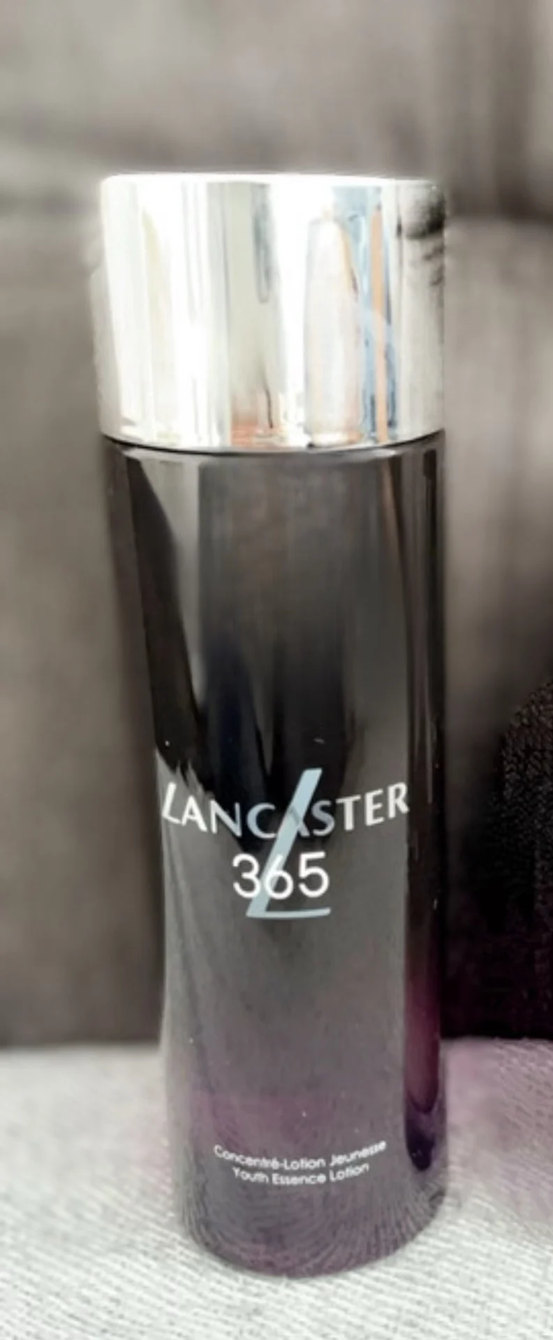 Lancaster 365 Skin Repair Essence - review image