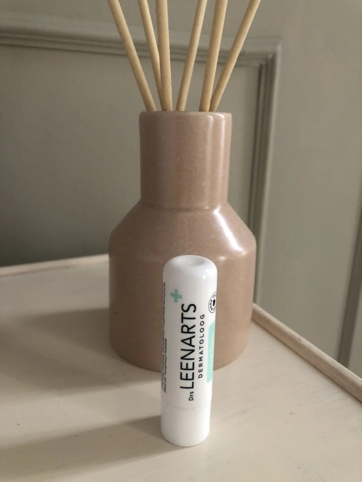 Lipcare+ - review image