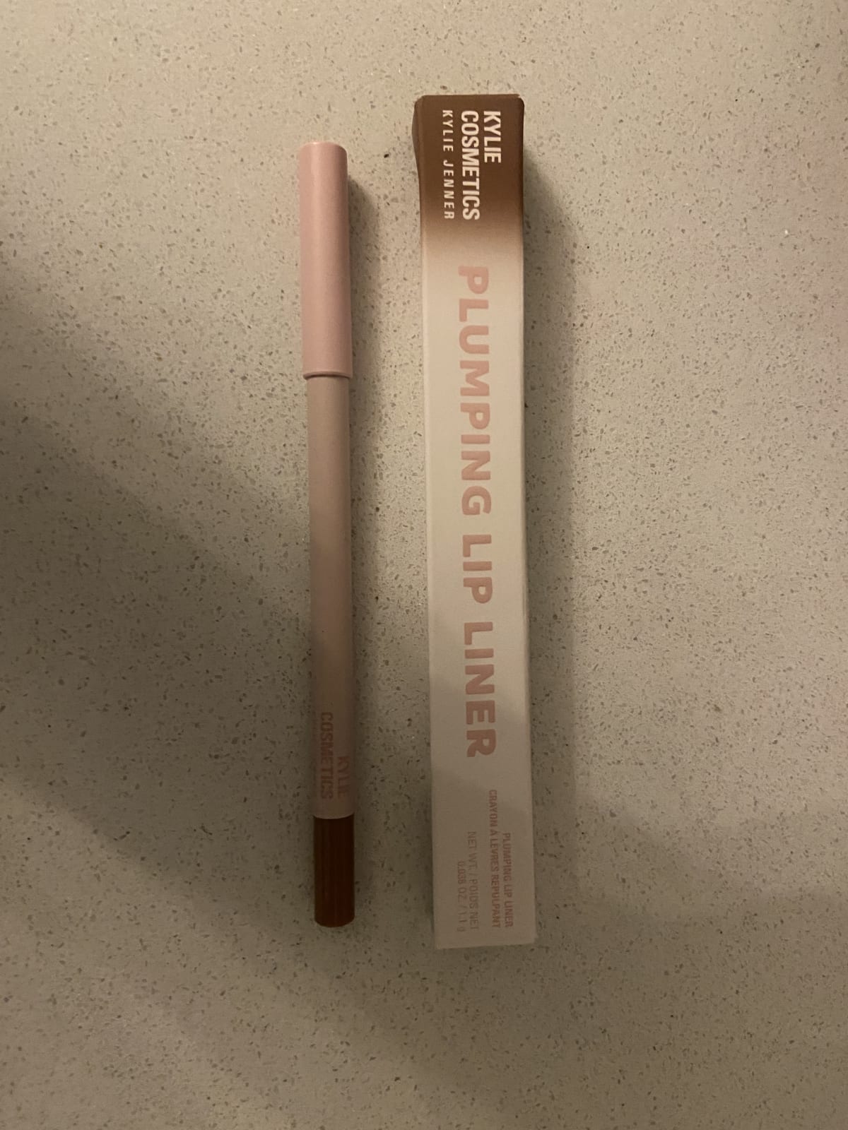 KYLIE COSMETICS Plumping Lip Liner - review image