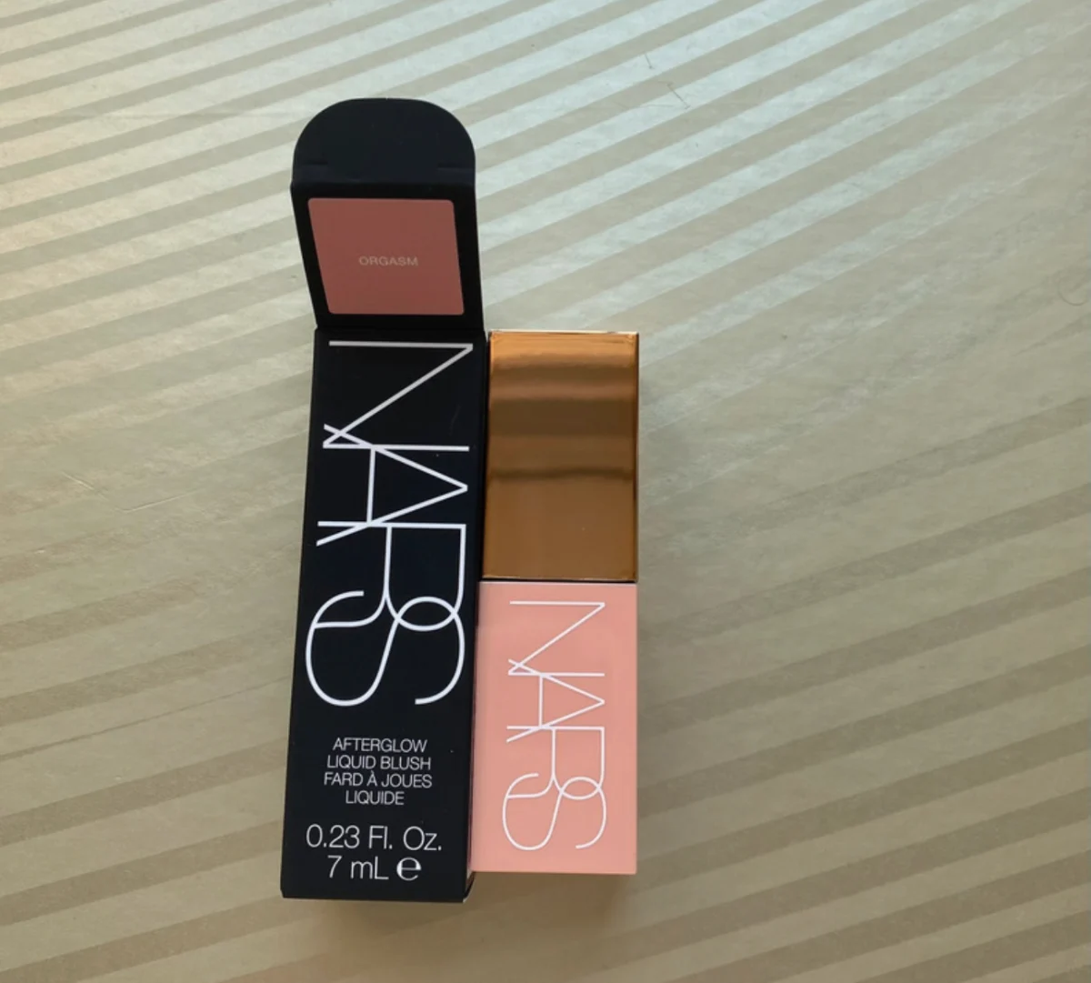 NARS Cosmetics Orgasm Liquid Blush - review image