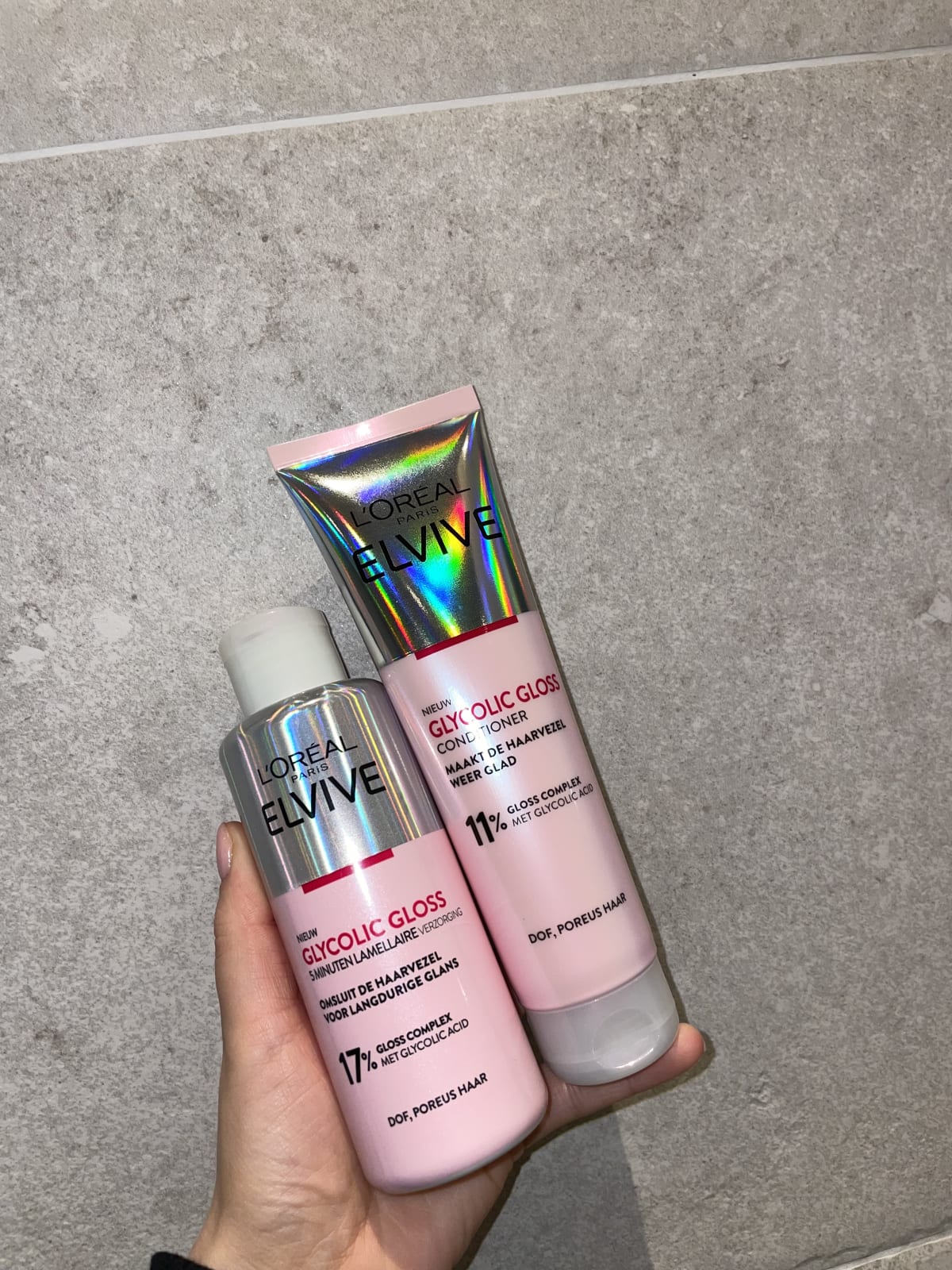 L'Oréal Paris Elvive Glycolic Gloss Rinse-Off 5 minute Lamination Treatment for Dull Hair 150ml - review image