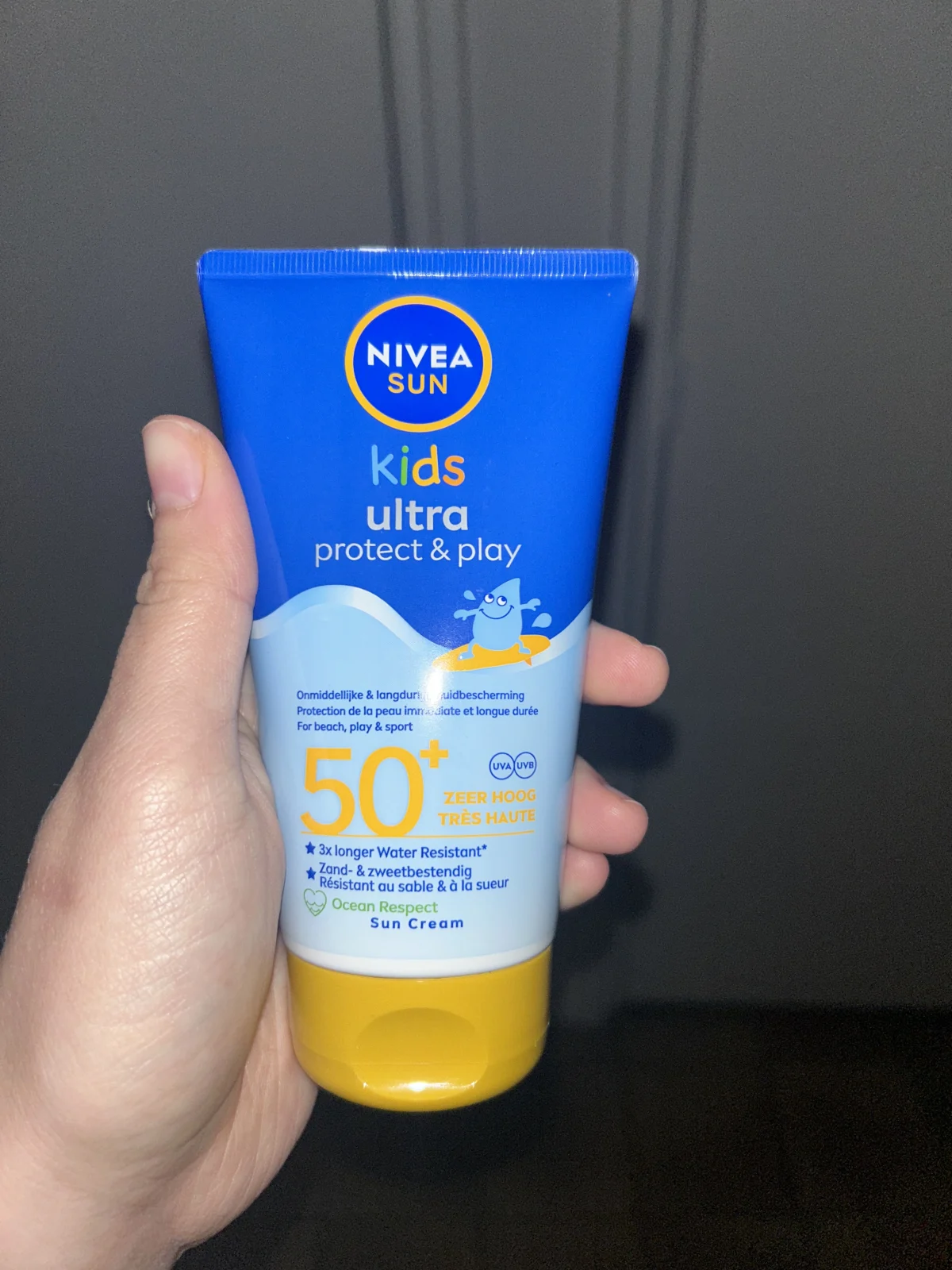 NIVEA SUN Kids Ultra Protect & Play Zonnebrand Lotion - SPF 50+ - Zeer waterproof en zandbestendig - Met dexpanthenol - 150 ml - review image